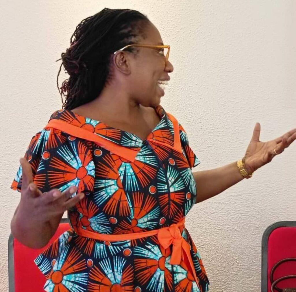 Gifty Oforiwaa Gyamera presents at the symposium to initiate the Ghana-Australia GBV exchange